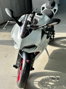 899_White Ducati_70190_5