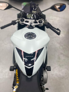 899_White Ducati_70190_7
